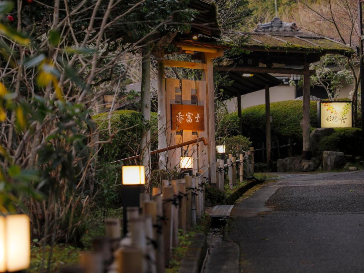 מלון Nabari Akame Onsen Yamanoyu Yumoto Akame Sansuien מראה חיצוני תמונה